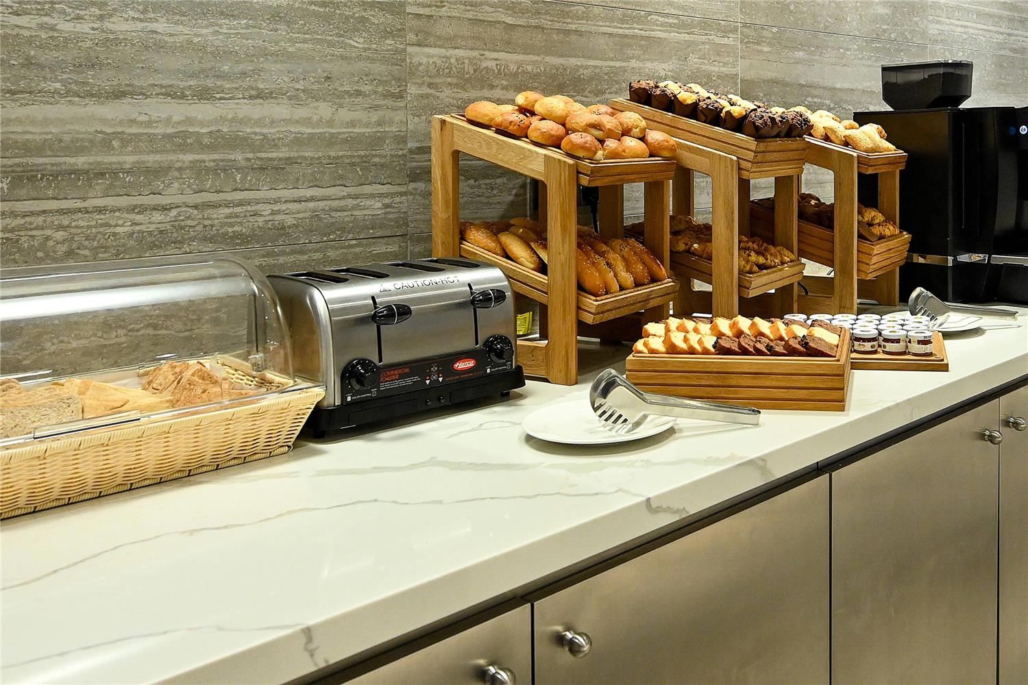 فندق كمفورت جدة طريق الملك(Comfort Hotel Jeddah King Road) 29/44