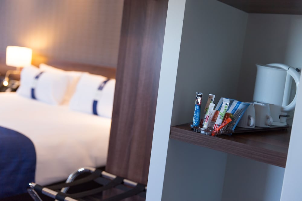 Holiday Inn Express Toulon Est 30/60