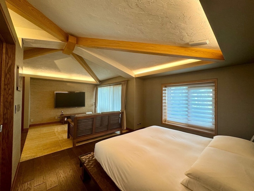 ROMANTIC, SUITE, PRIVATE POOL