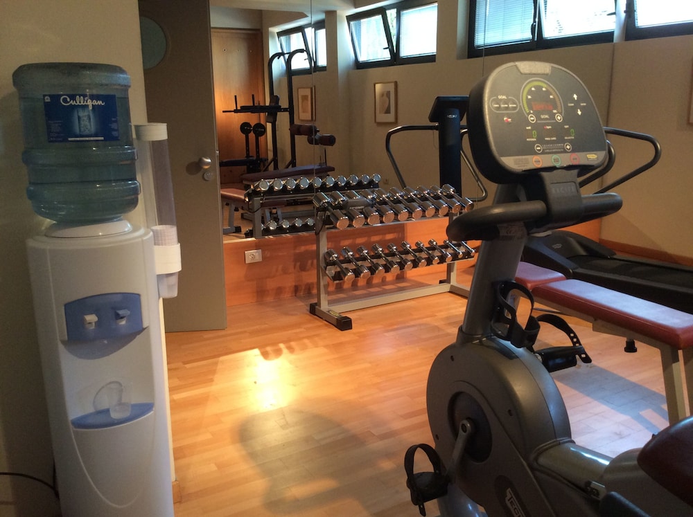 MERIDIANA COUNTRY HOTEL 20/41