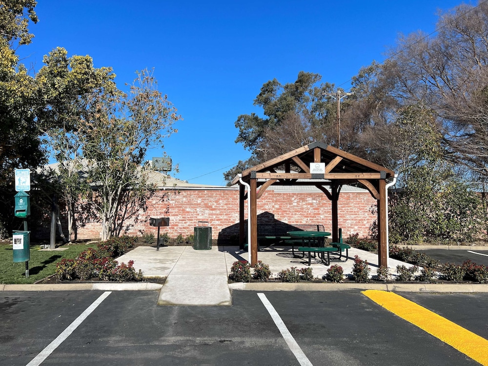Motel6 Lodi, CA 38/47