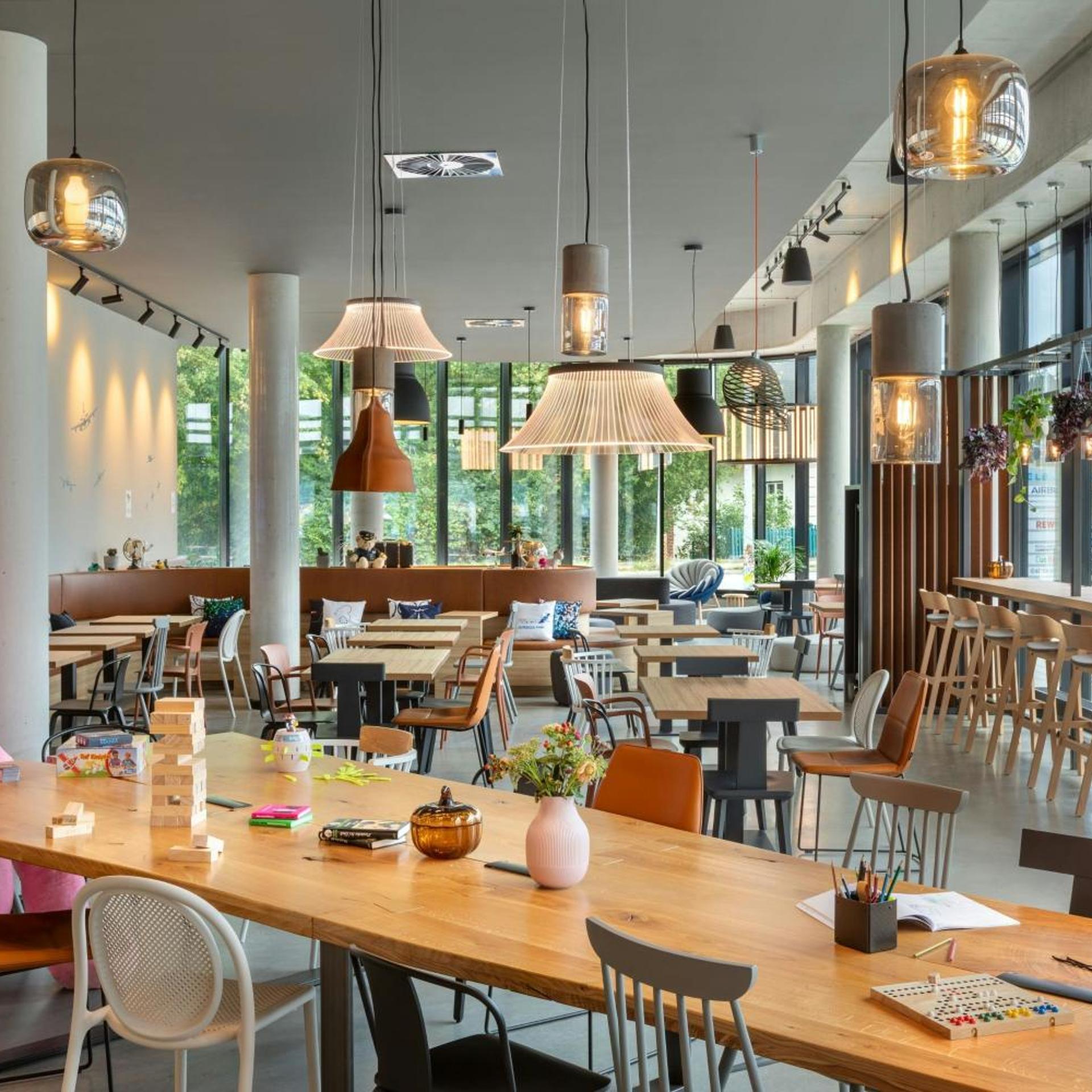 Moxy Hamburg - Finkenwerder 36/43