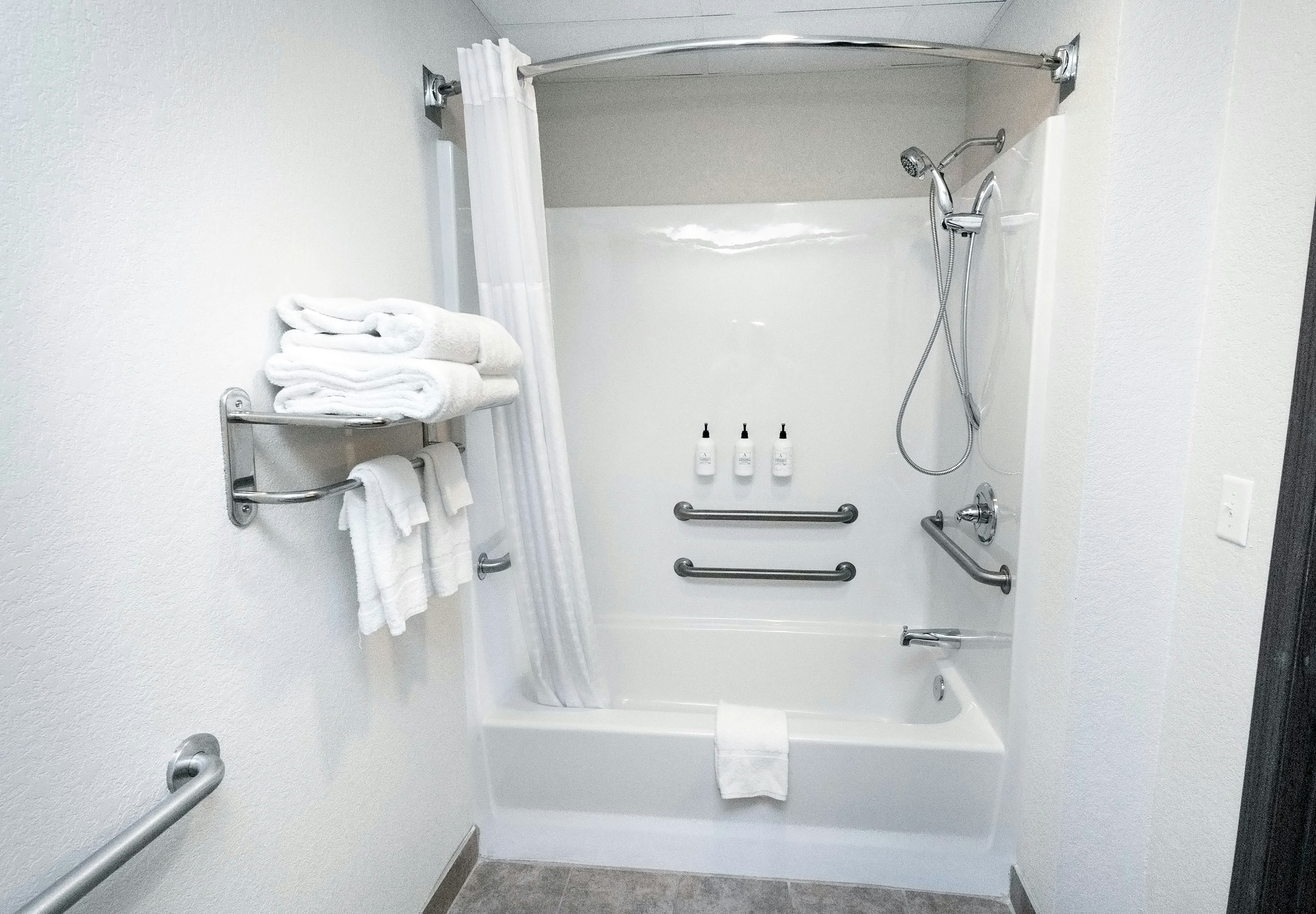 Cobblestone Inn and Suites Maryville 25/41
