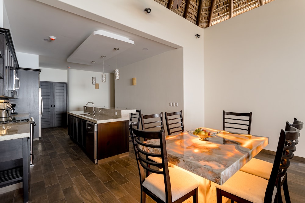 Vivo Resorts 26/50