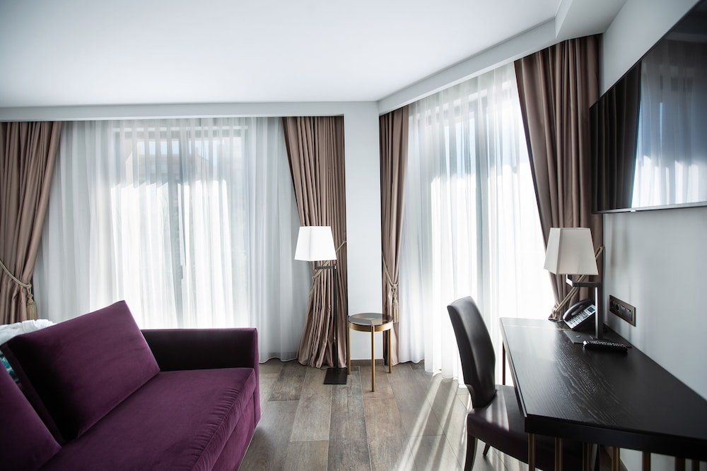 Elke Spa Hotel 52/74