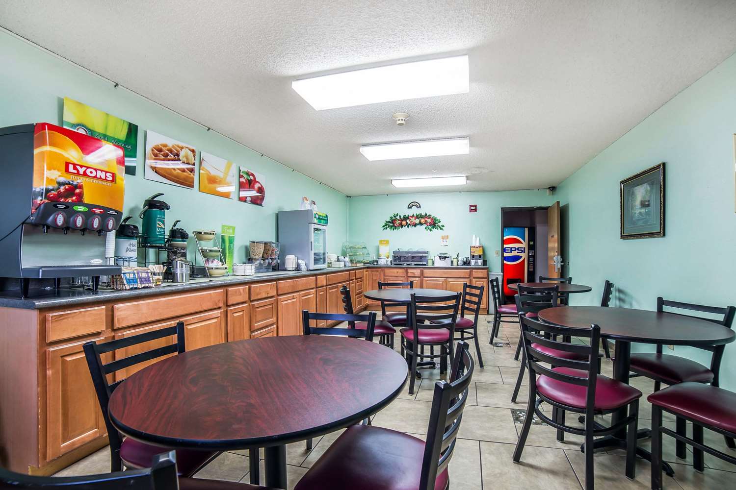 FairBridge Inn and Suites Sunnyside 20/27