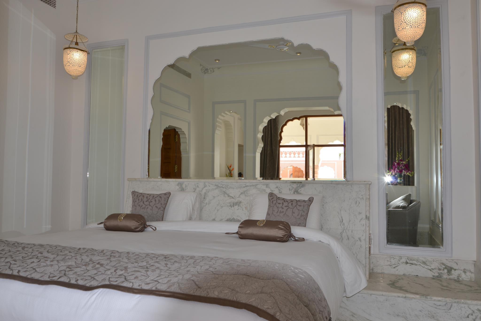 Heritage, Suite, King Bed