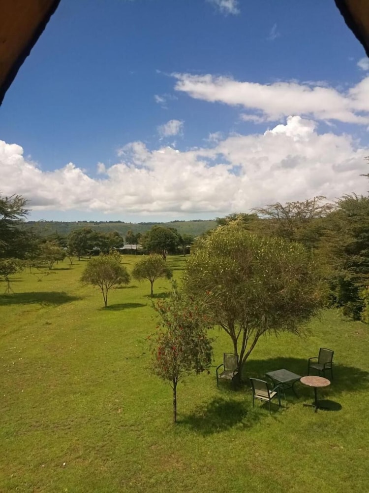 Samawati Conservancy Lake Ol Bolossat 32/42
