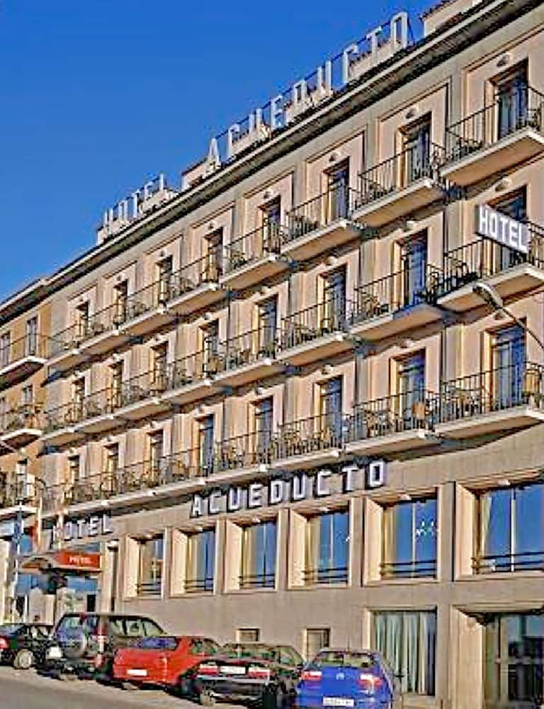 Hotel ELE Acueducto 2/57