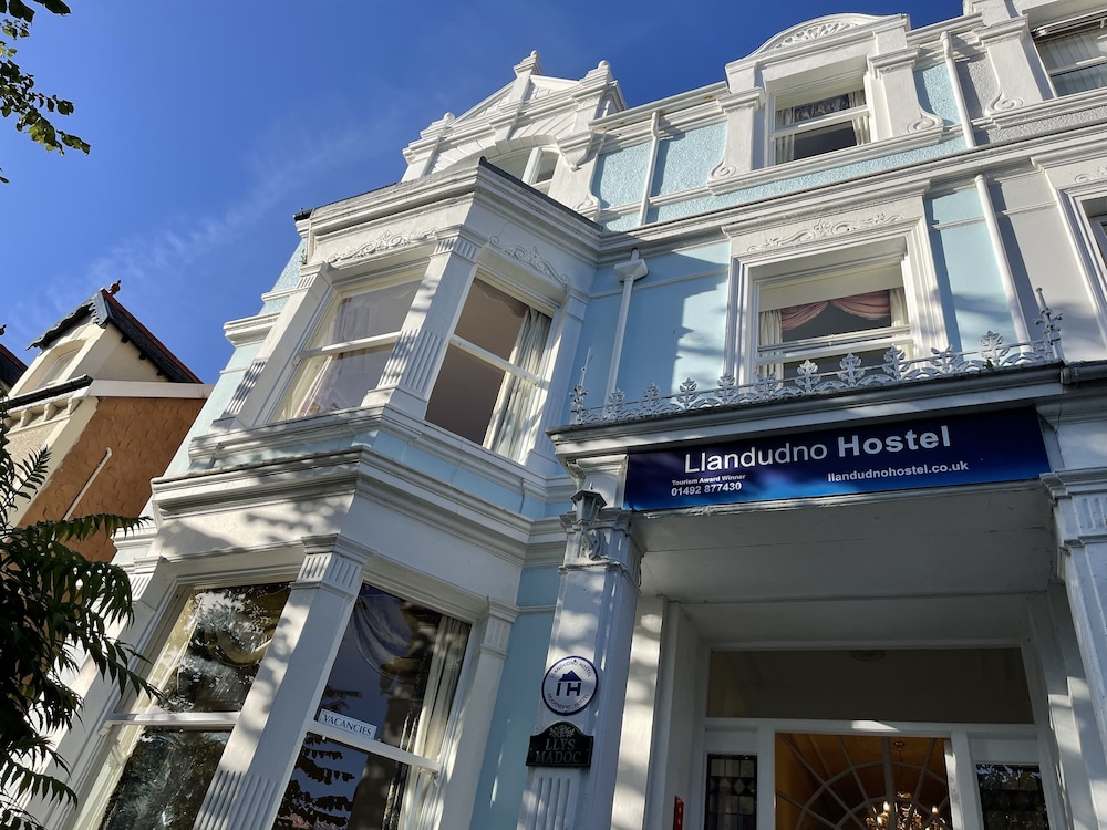 Llandudno Hostel 1/50
