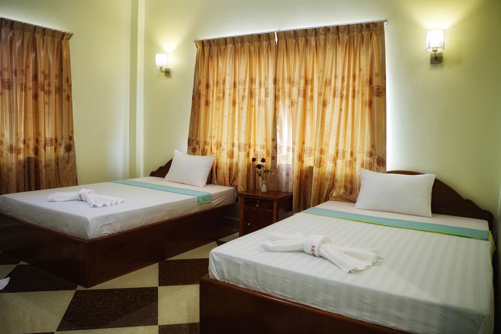 Golden Star Inn 26/40