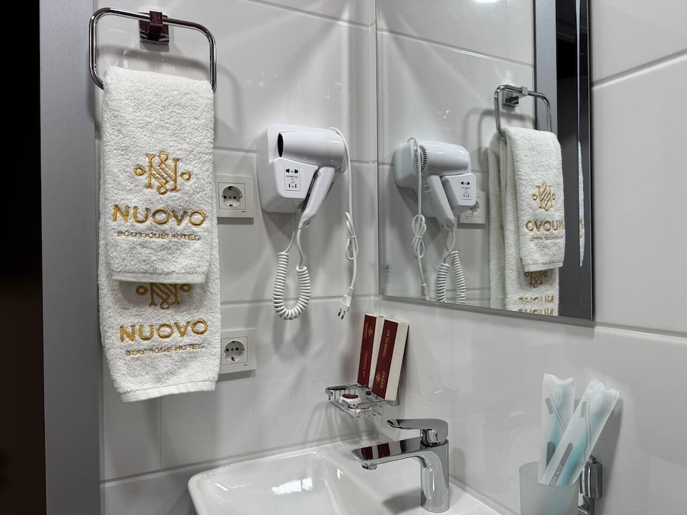 Nuovo Boutique Hotel 53/80