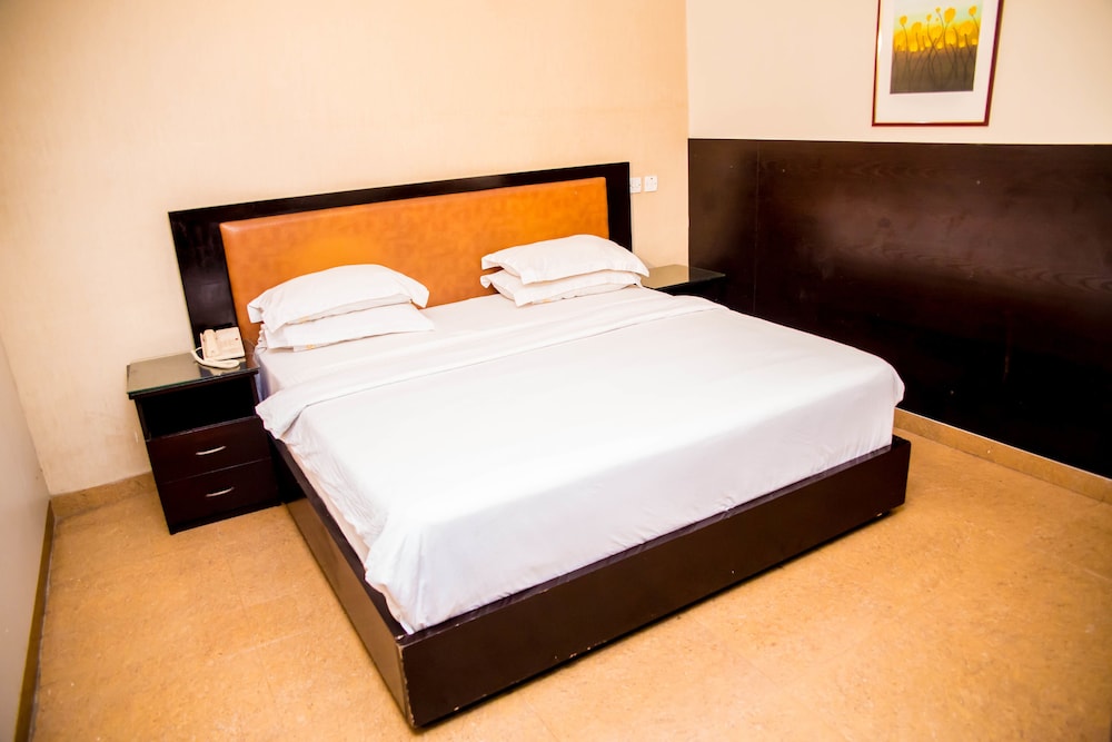 Georgetown Hotels Apartments & Suites 34/68