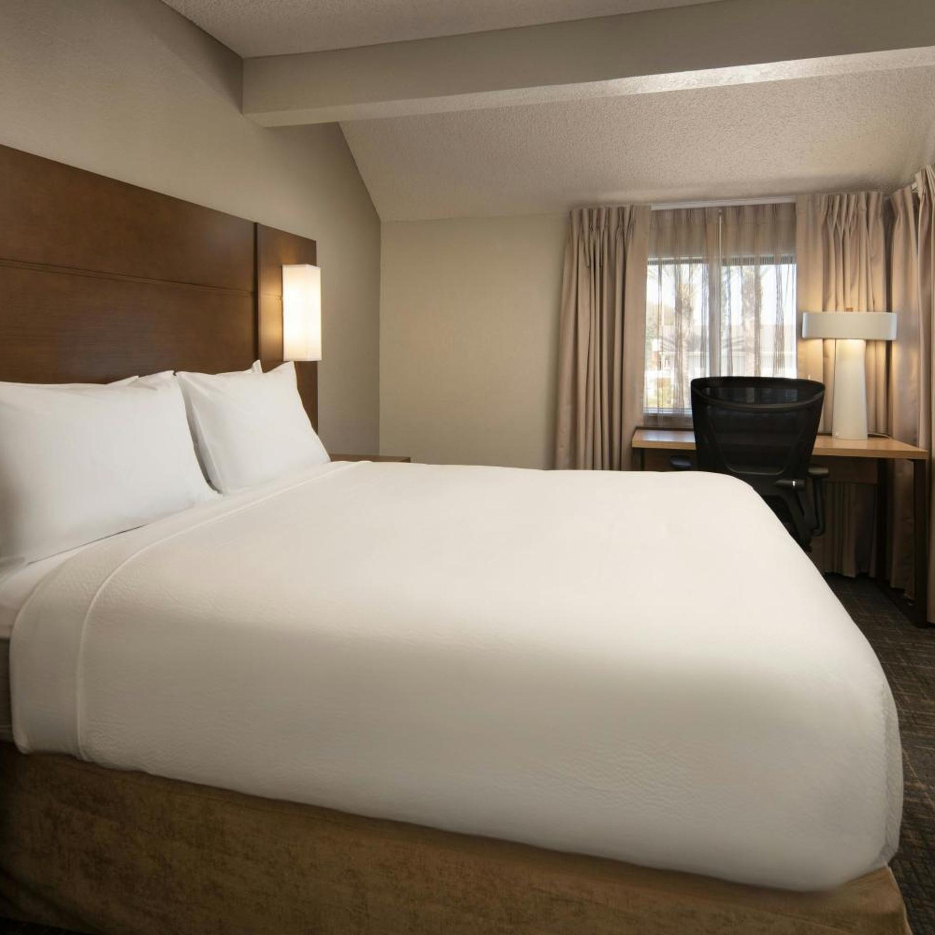 Penthouse Suite, 2 Queen Beds, Sofa
