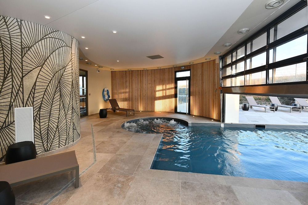 Golden Tulip Reims 25/50