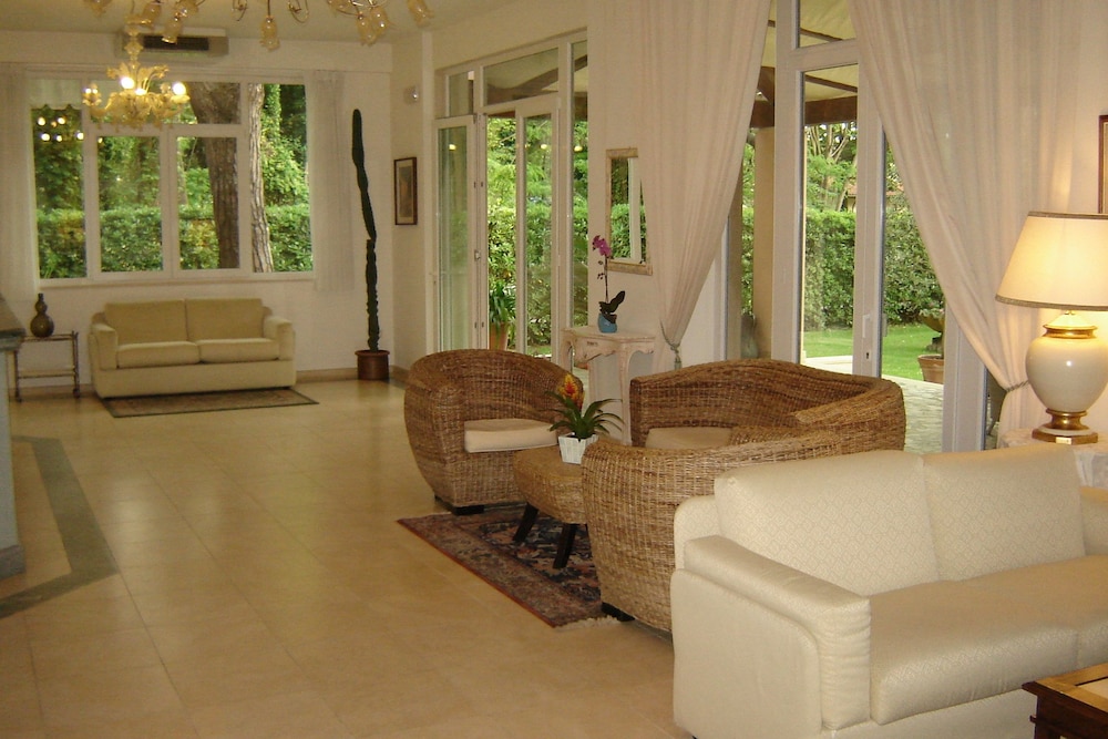 HOTEL MEDITERRANEO 15/28