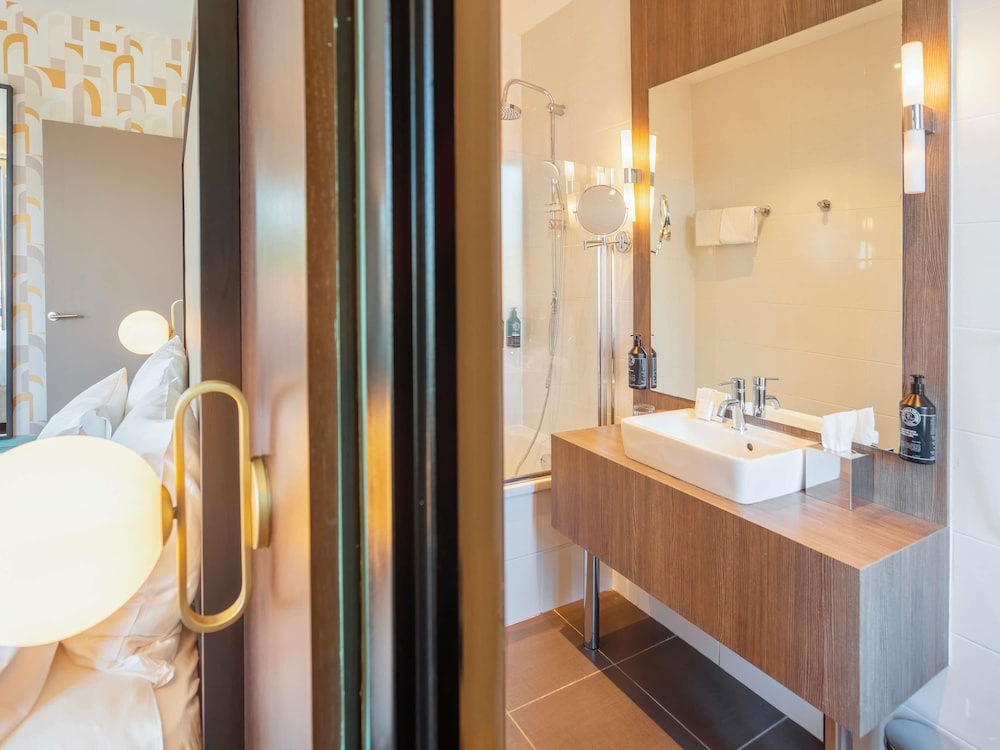 Splendid Hotel Lac d Annecy, Handwritten Collection 48/50