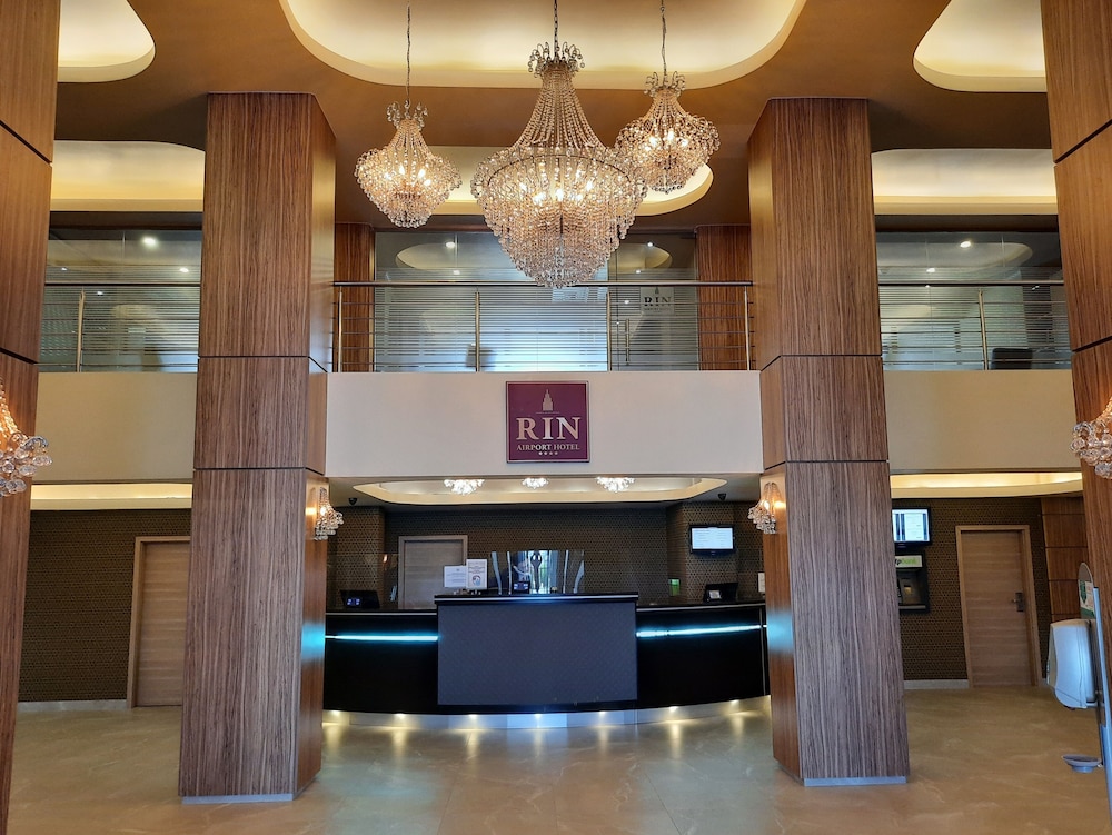 Rin Airport Hotel 54/67