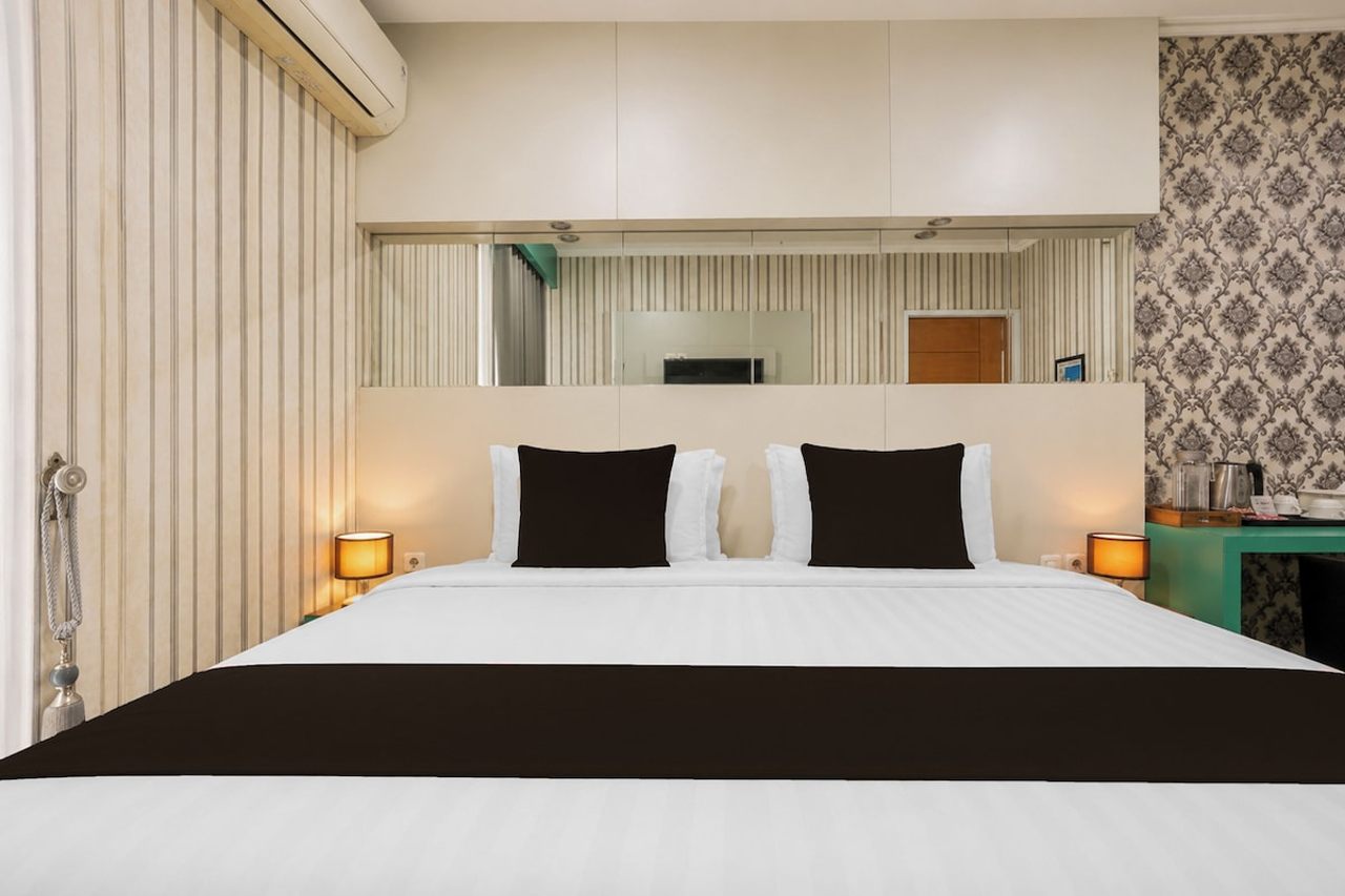Room at Townhouse Oak Hotel Damar Kurung, GRESIK