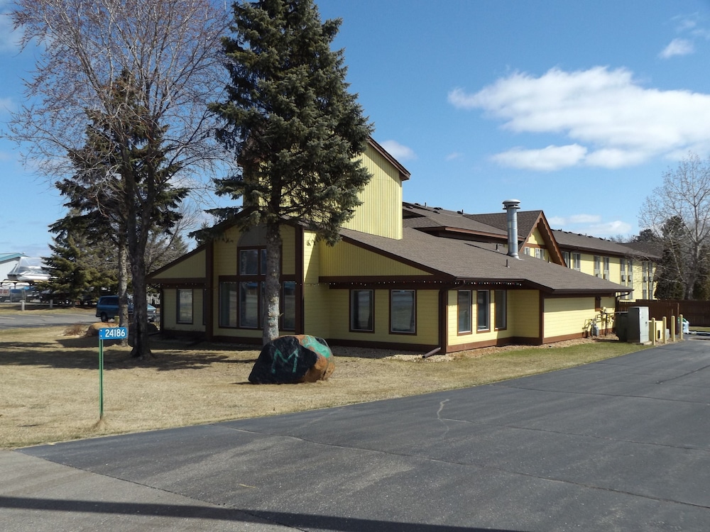 Nisswa Inn And Suites 58/61