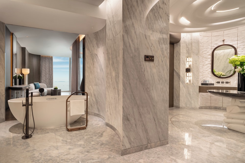 Intercontinental Huzhou Taihu South By Ihg، Huzhou 4/50