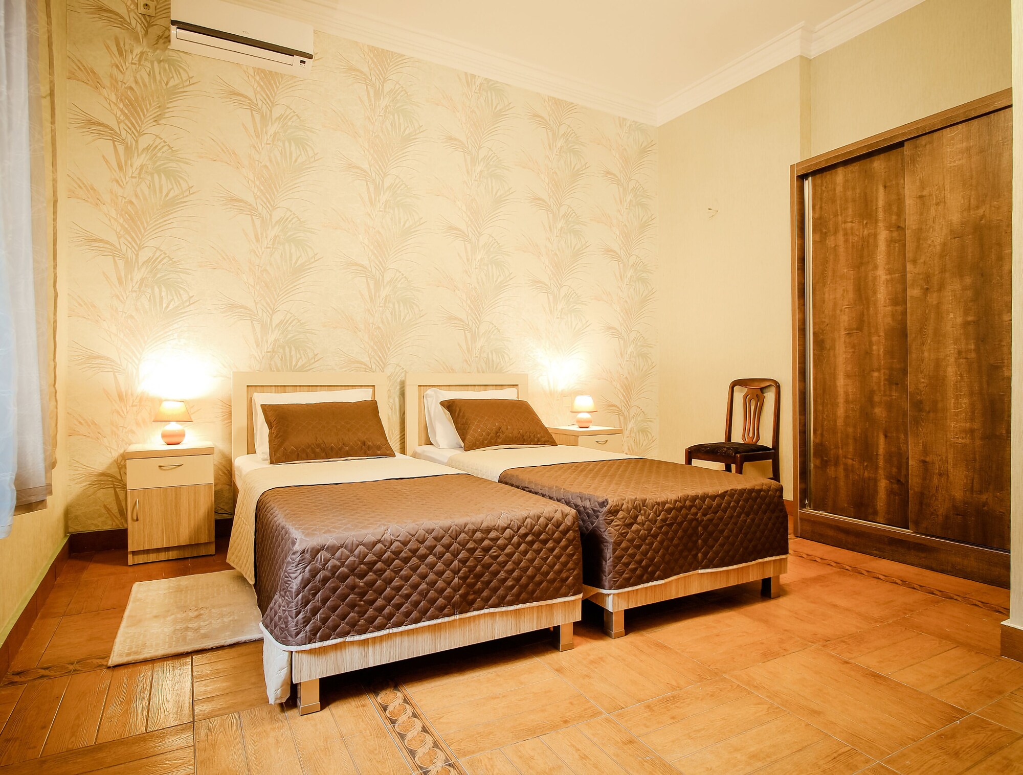 STANDARD, TWIN BEDS
