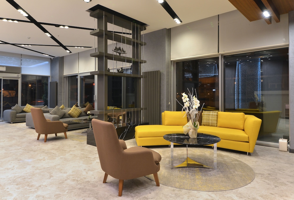 Nish Palace Exclusive Suites 33/48