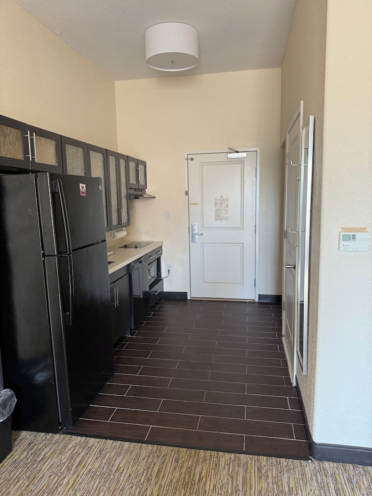 Candlewood Suites COTULLA 3/24
