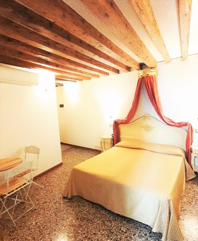 Locanda Barbarigo Venezia 3/25