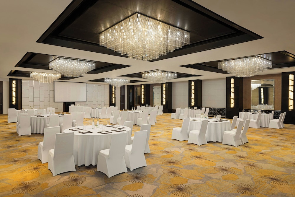 Courtyard Bilaspur 43/49