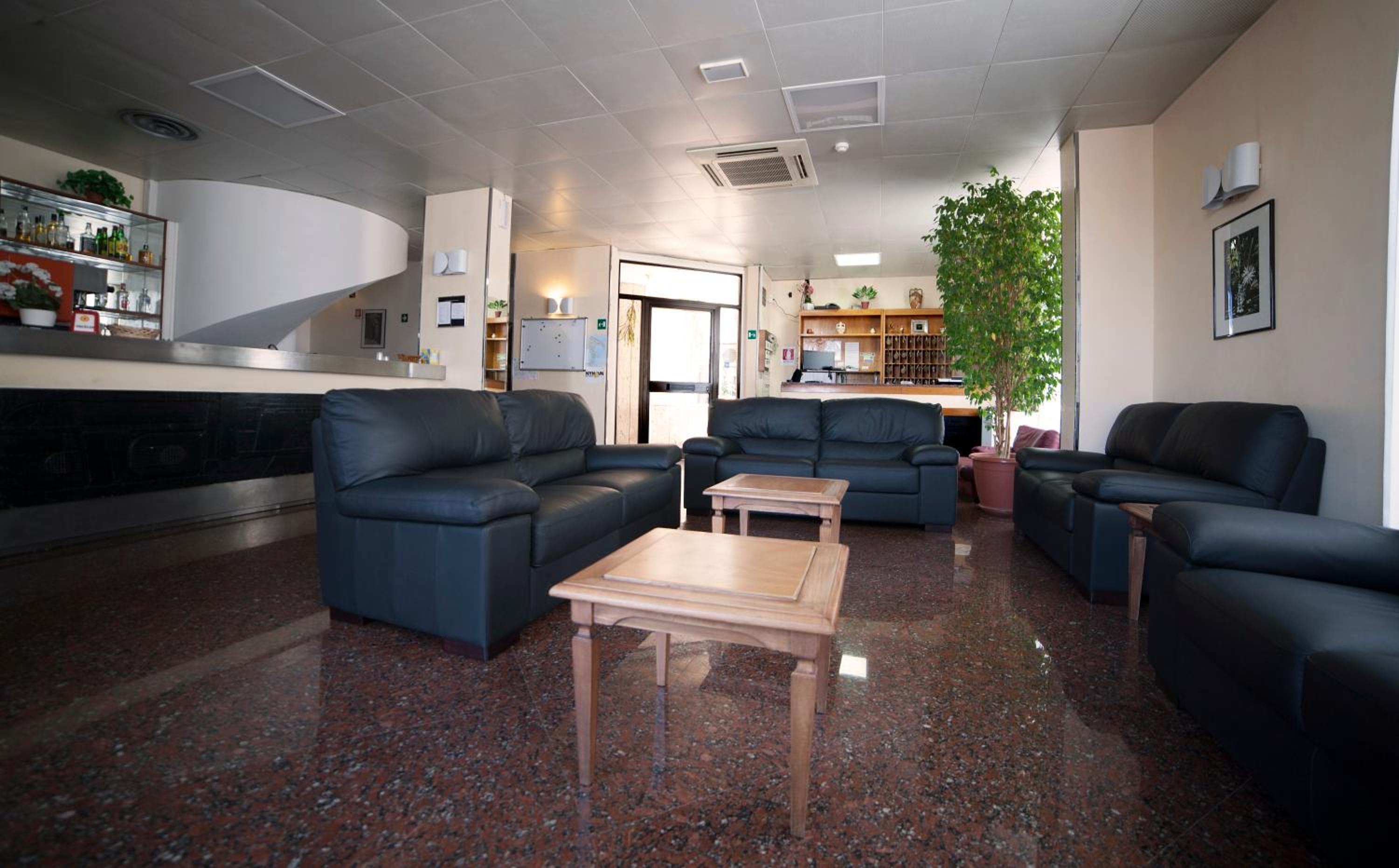 HOTEL NETTUNO SOVERATO 24/59