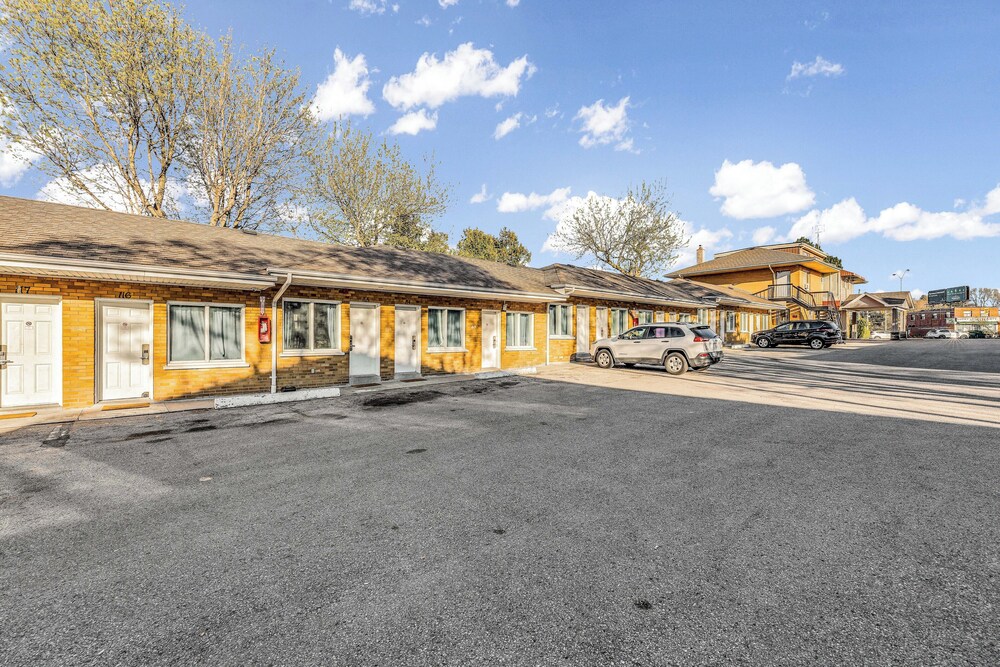 Park Motel 13/20