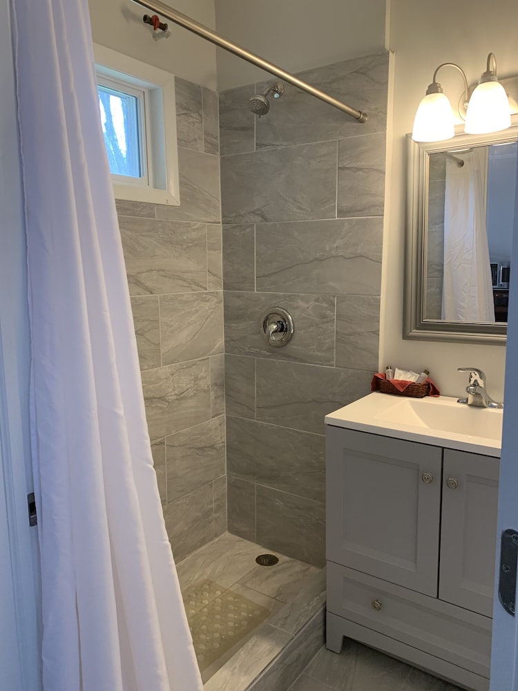 Vinehurst Inn And Suites 57/58