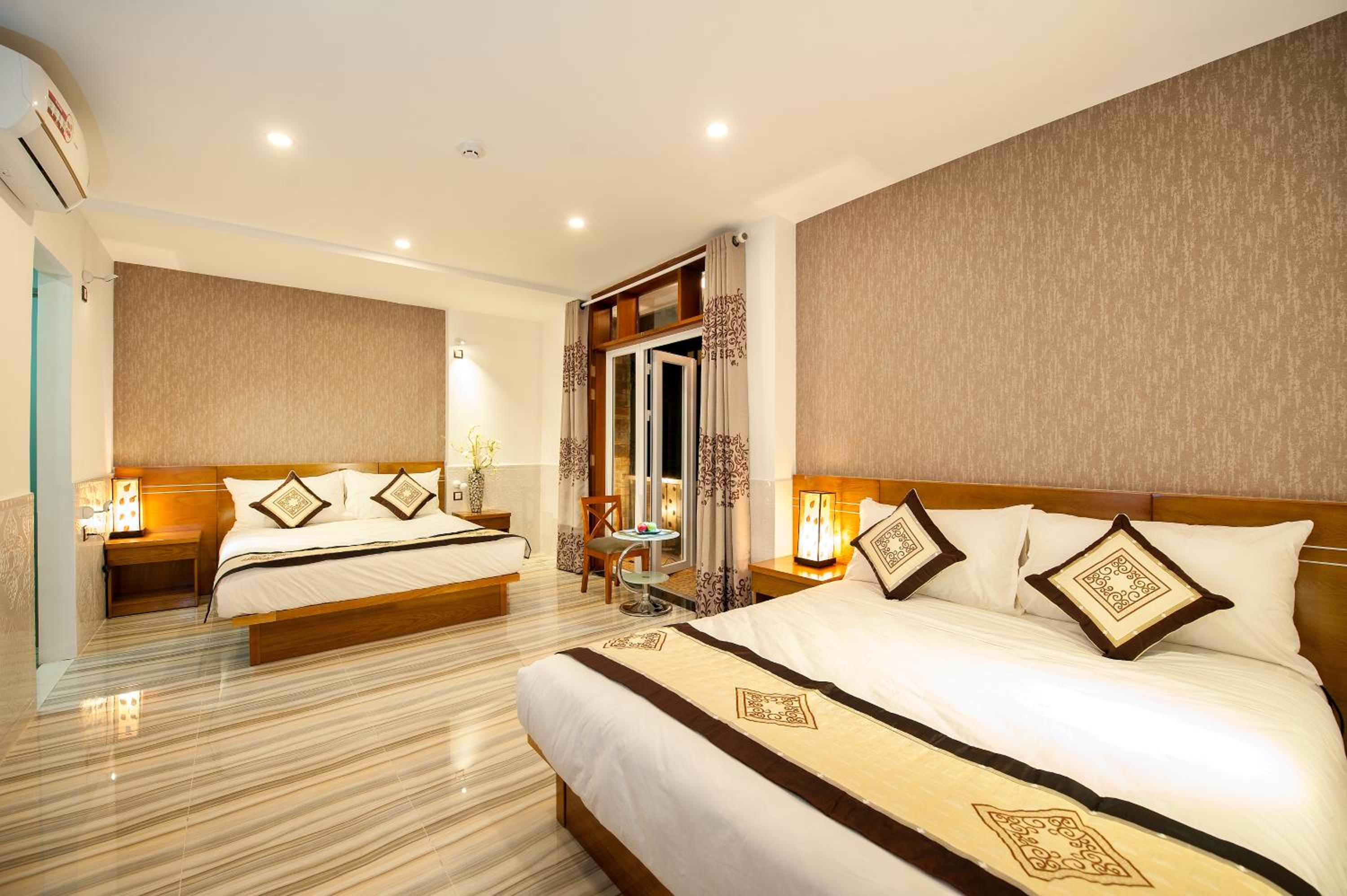 Brilliant Hotel 13/71