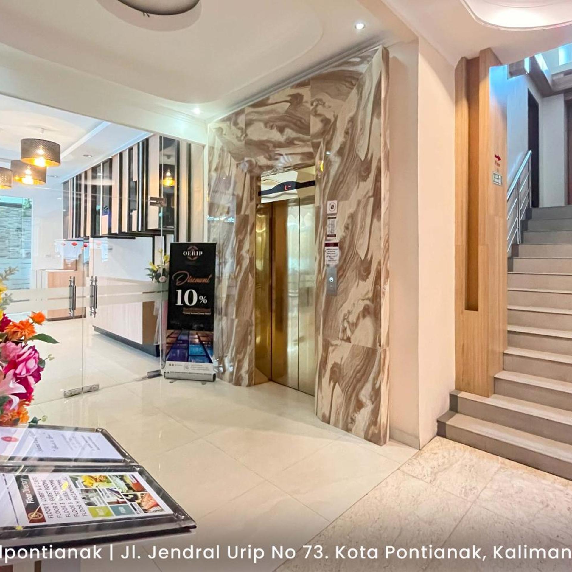 G Hotel Pontianak 9/50