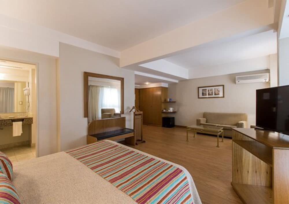 HOTEL SOLANS RIVIERA 7/40