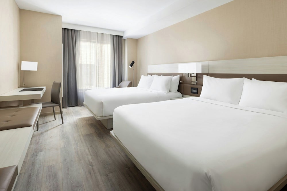 استوديو بسريرين كوين، AC Hotel St. Petersburg 2/5