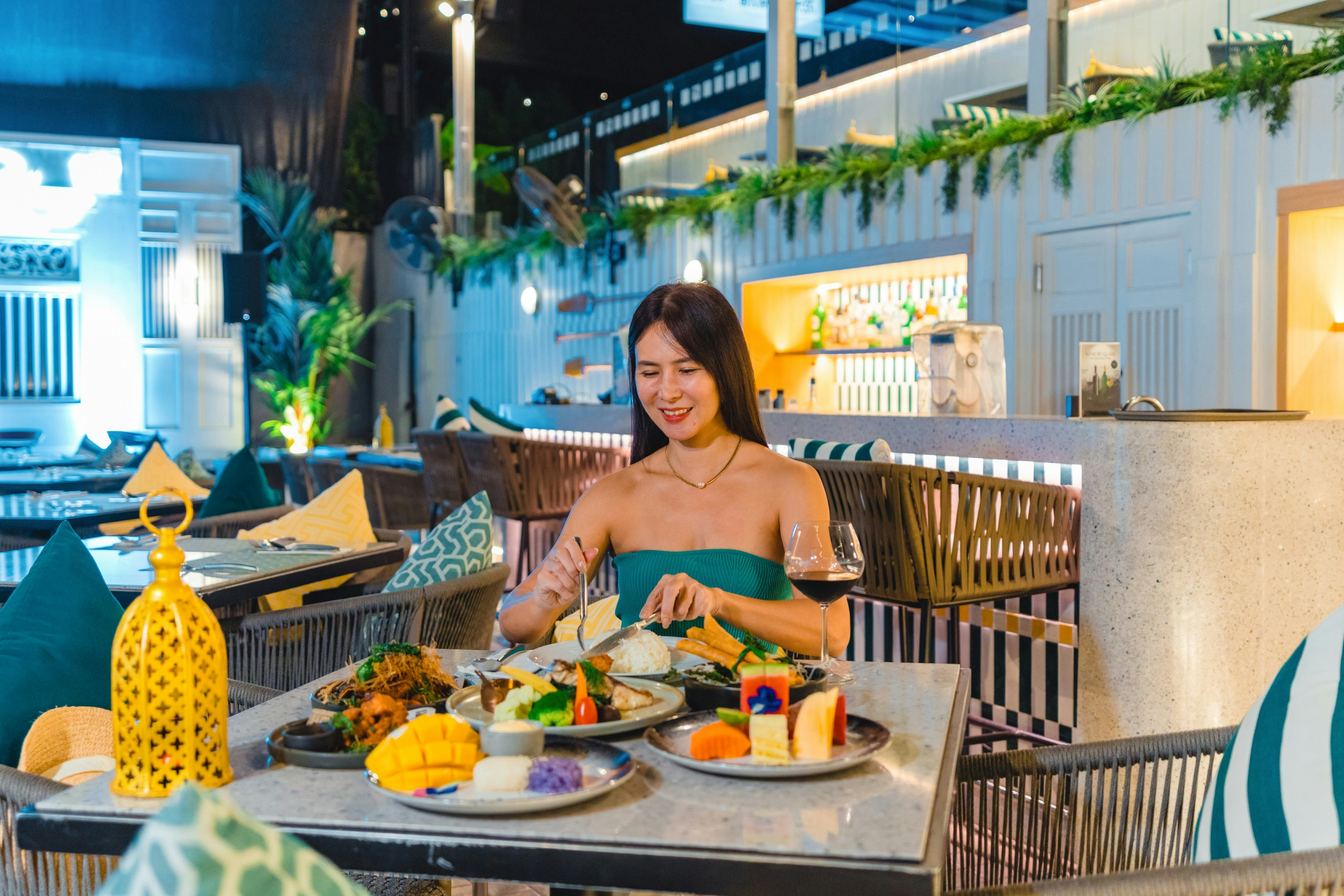 Holiday Inn Resort Krabi Ao Nang Beach 65/79