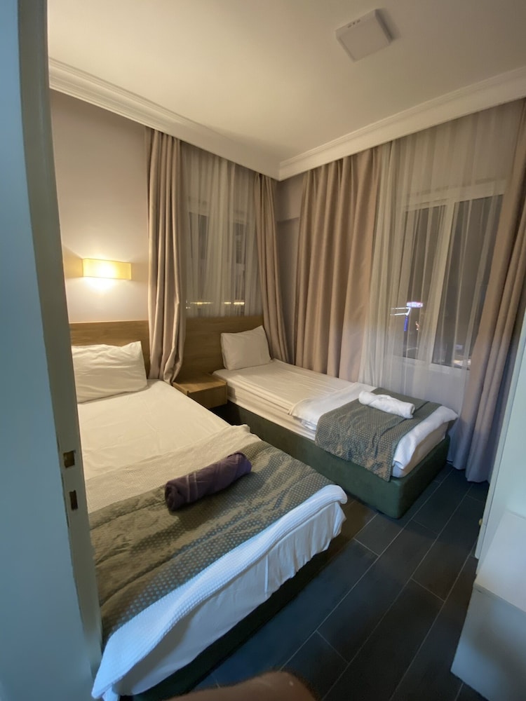 Baskent Hotel 22/46