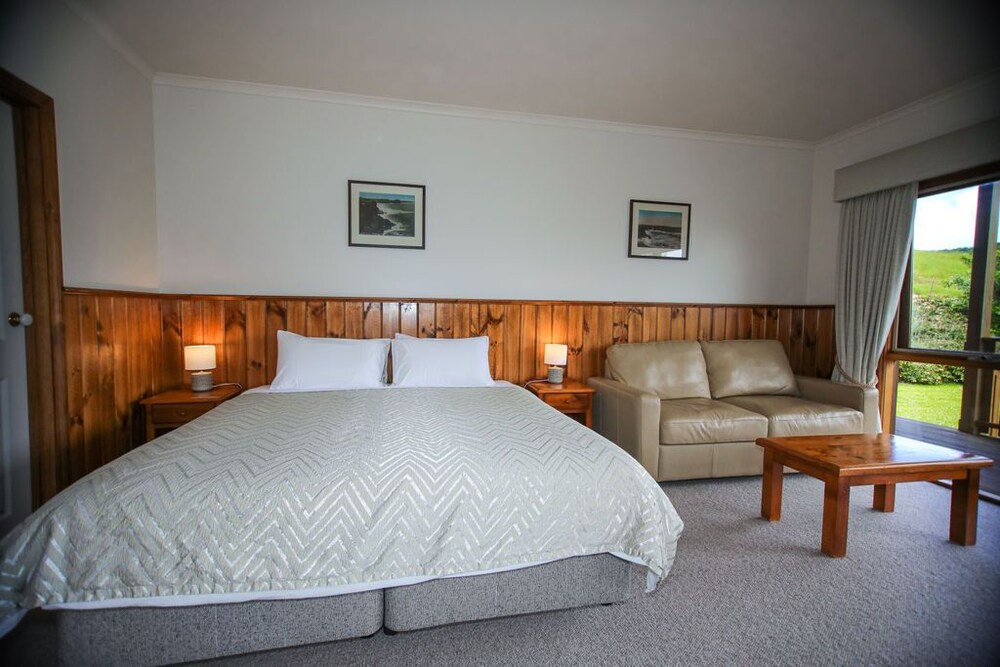 DAYSY HILL COUNTRY COTTAGES 16/50