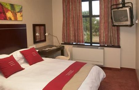 Peermont Metcourt Inn at The Grand Palm Resort 10/38