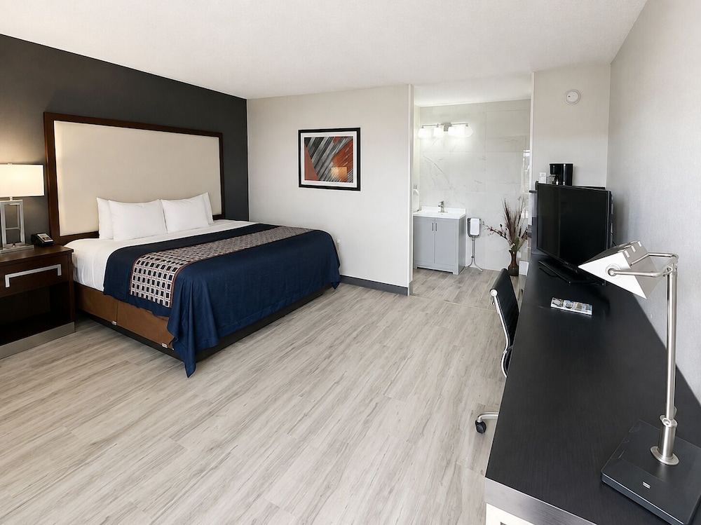 Alamo Inn Suites 24/61