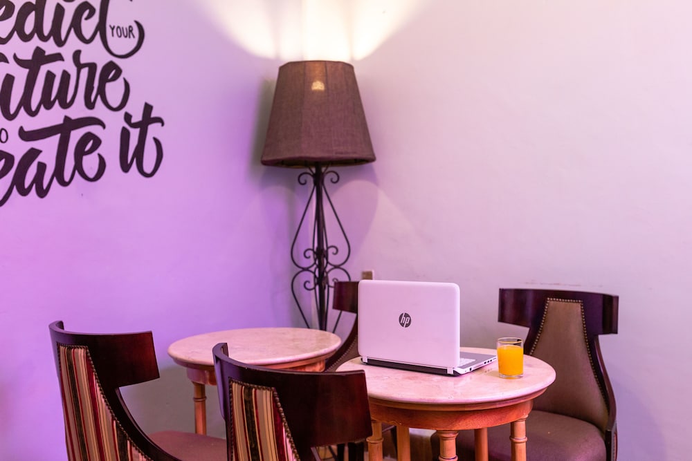 Mala Vecindad Beer Hotel 49/56