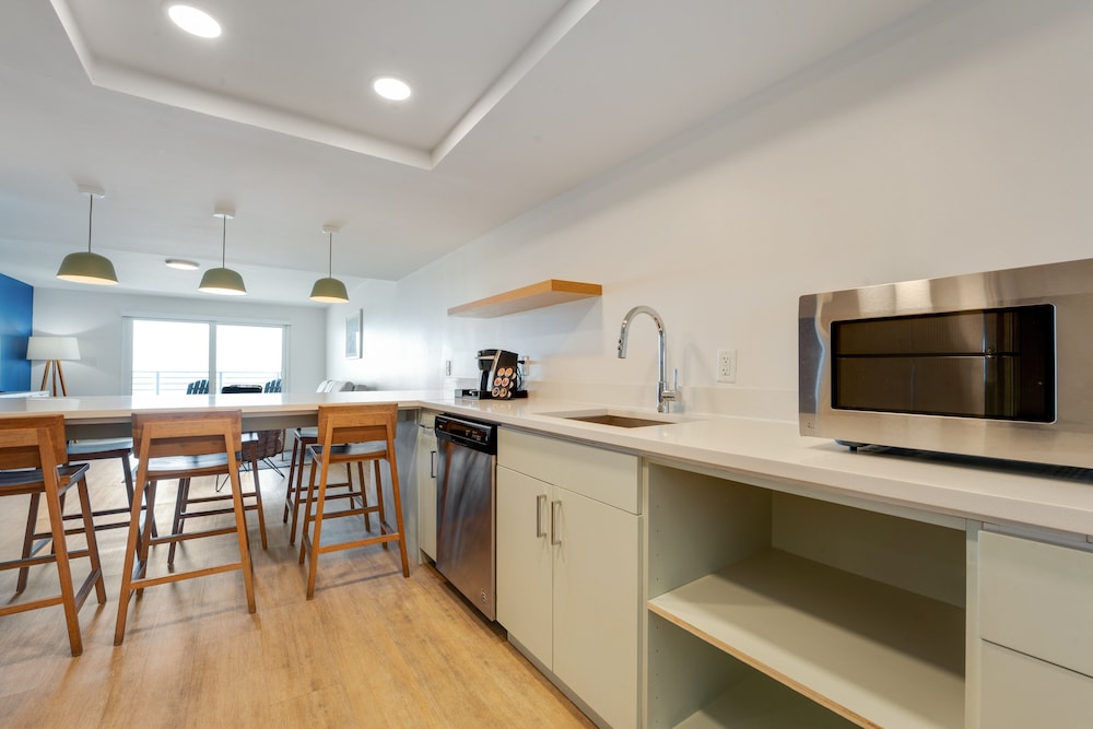 Hadley House Resort 37/64