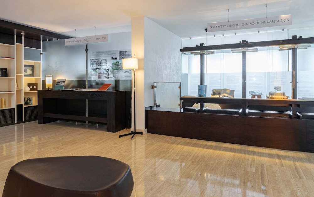 Hotel de Mar Gran Melia - Adults Only 10/83