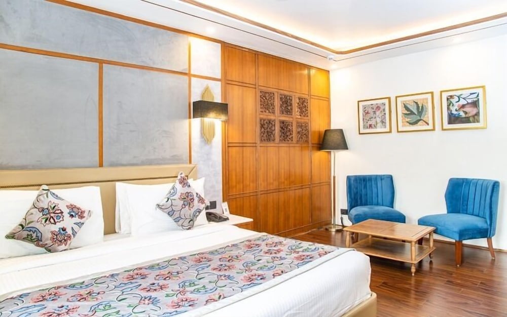 Lemon Tree Hotel Srinagar 7/21