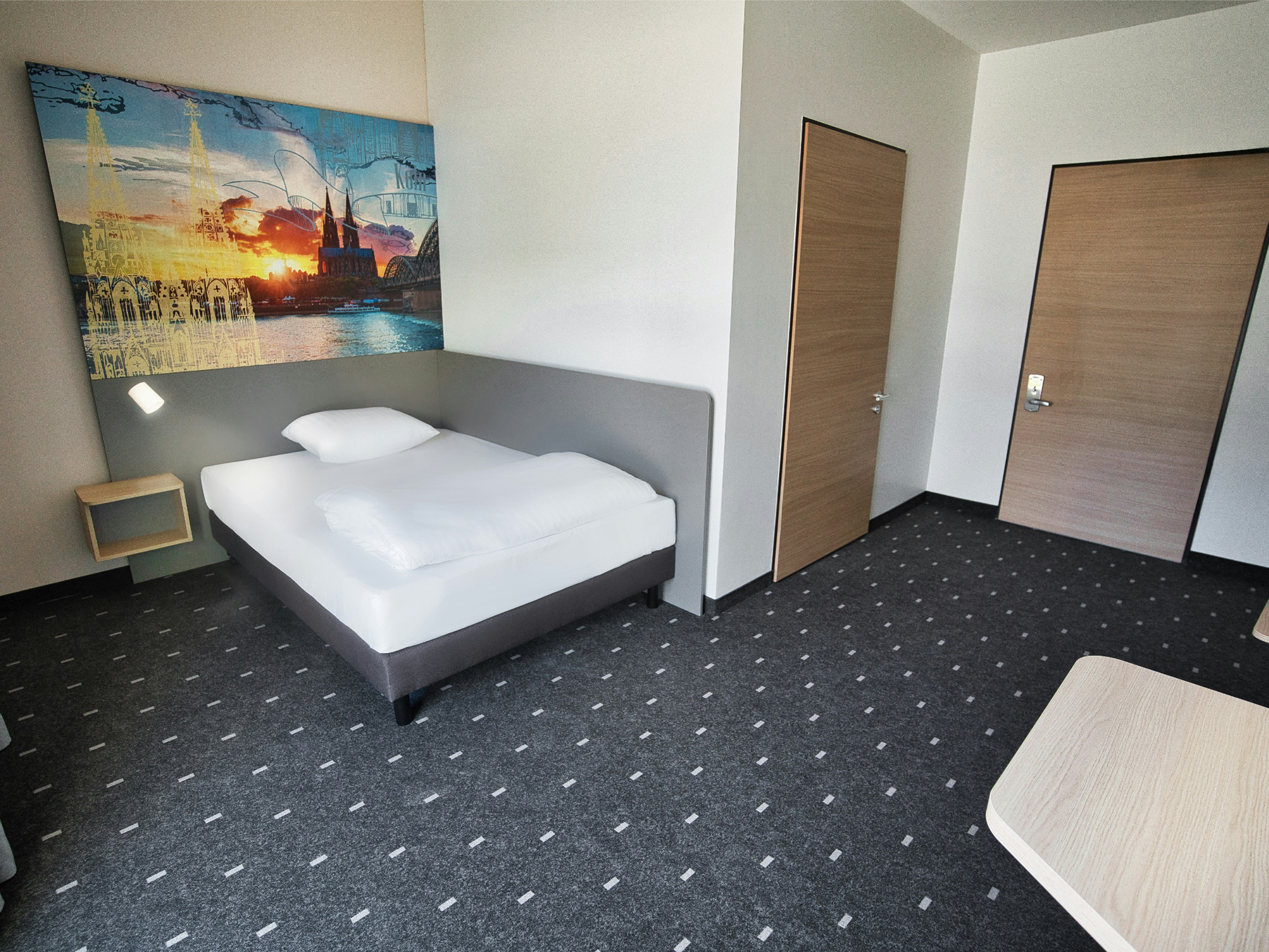 B&B Hotel Koln-City 9/25