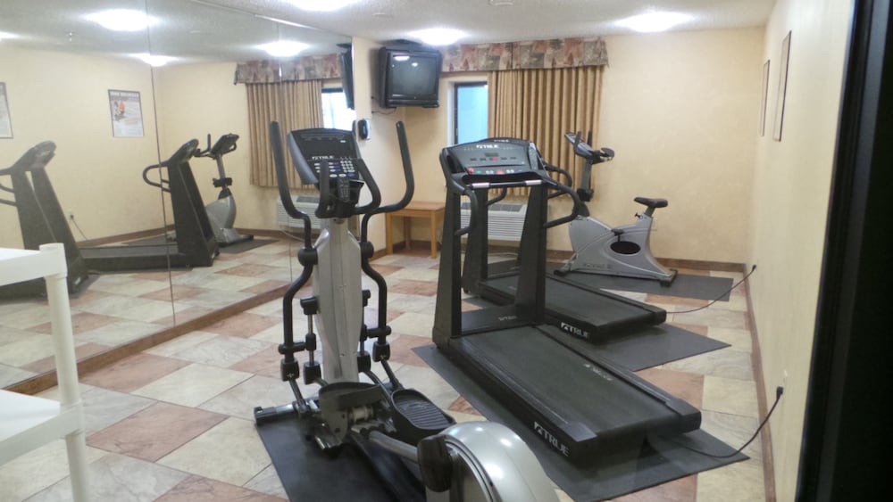 Baymont By Wyndham Arlington At Six Flags Dr 22/41