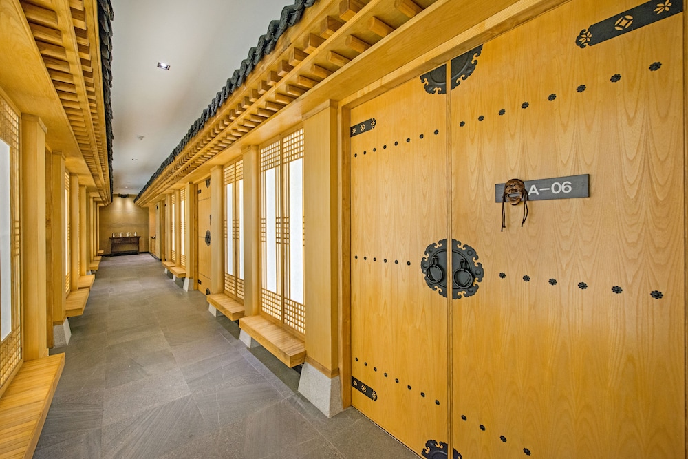 Tama Boutique Hotel 5/50