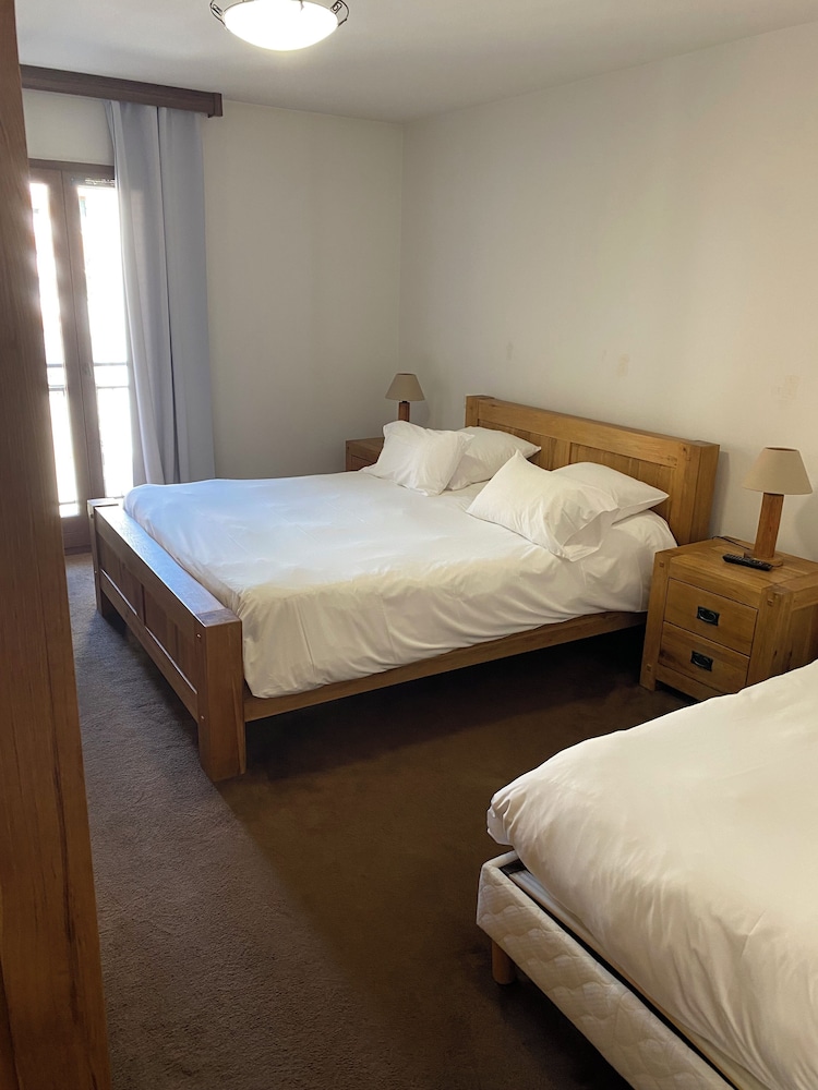 Auberge de Savoie 6/32